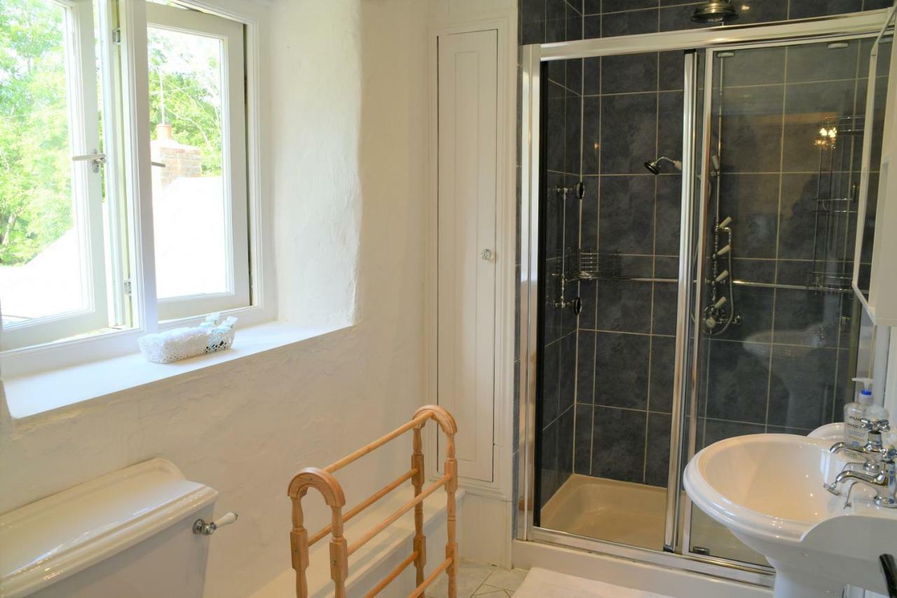 Trewassick Barn Bed & Breakfast Newquay  Exterior photo
